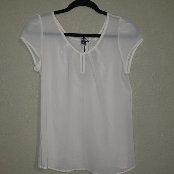 Chiffon Cream Blouse - Picture 1 of 4